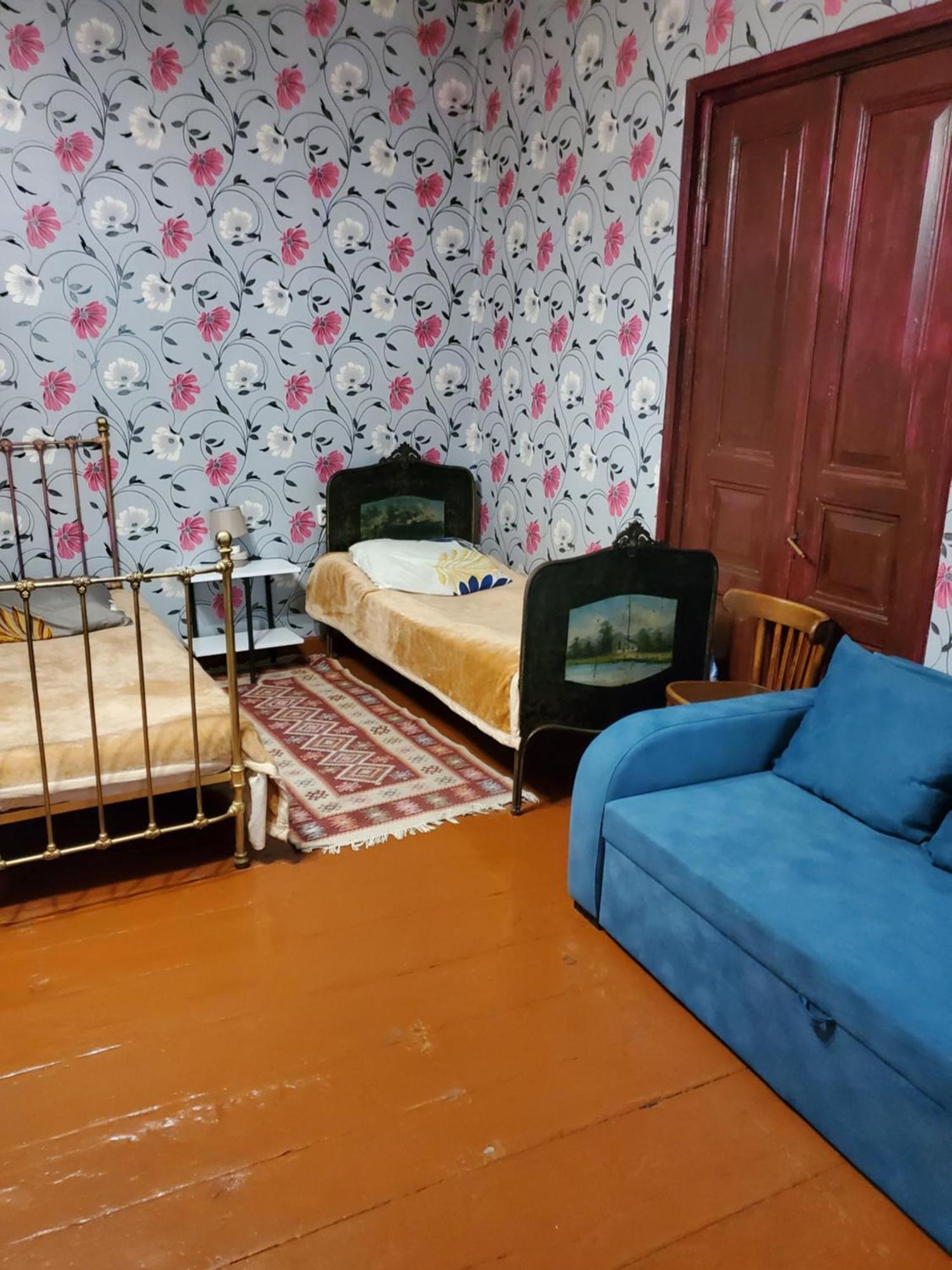 Apartament Уиут Ниниа Сад Tbilisi Zewnętrze zdjęcie