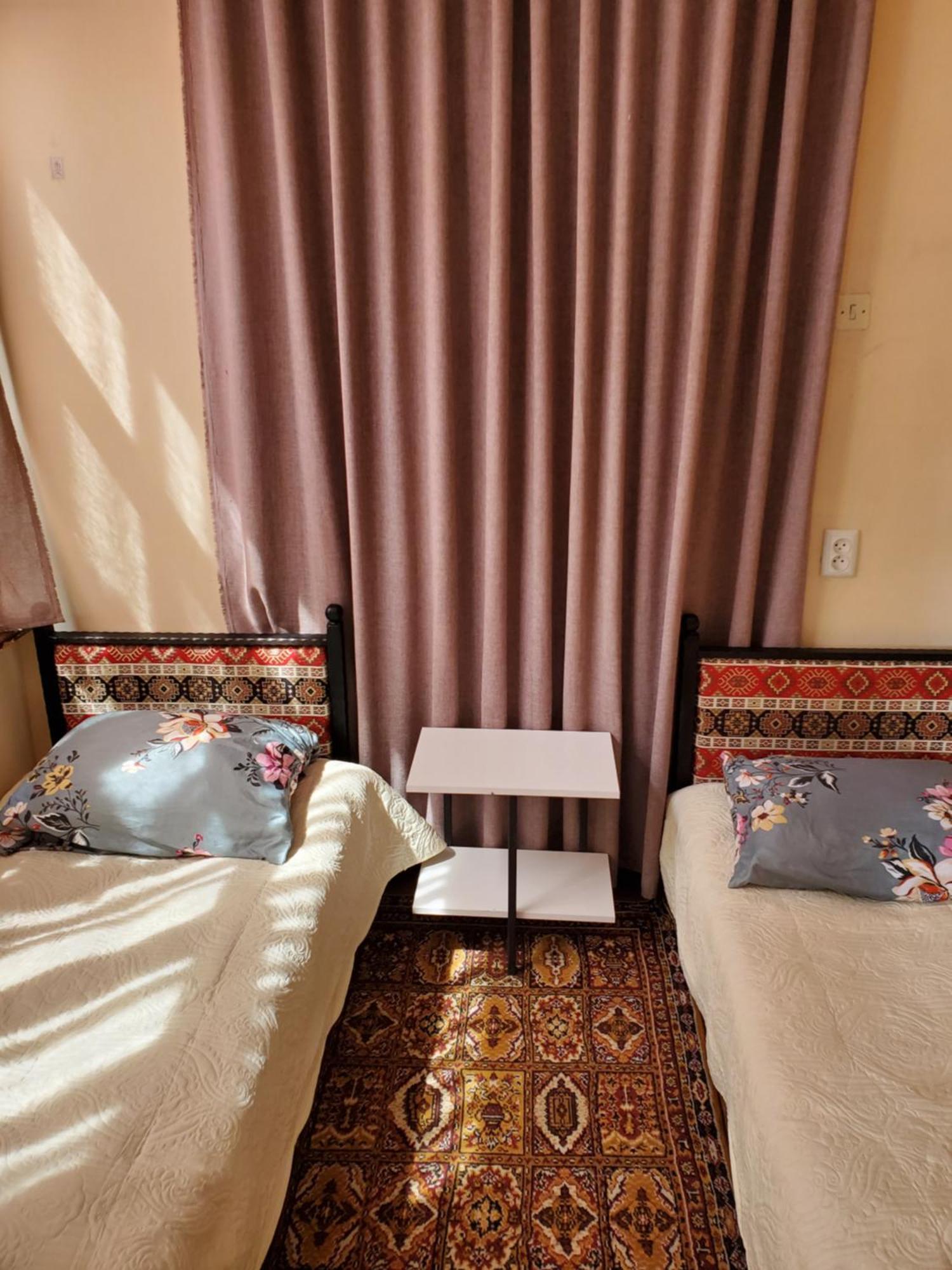 Apartament Уиут Ниниа Сад Tbilisi Zewnętrze zdjęcie
